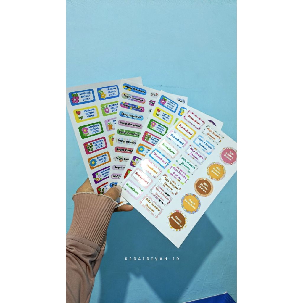 

Sticker Nama Waterproof + cutting (isi 120 pcs)