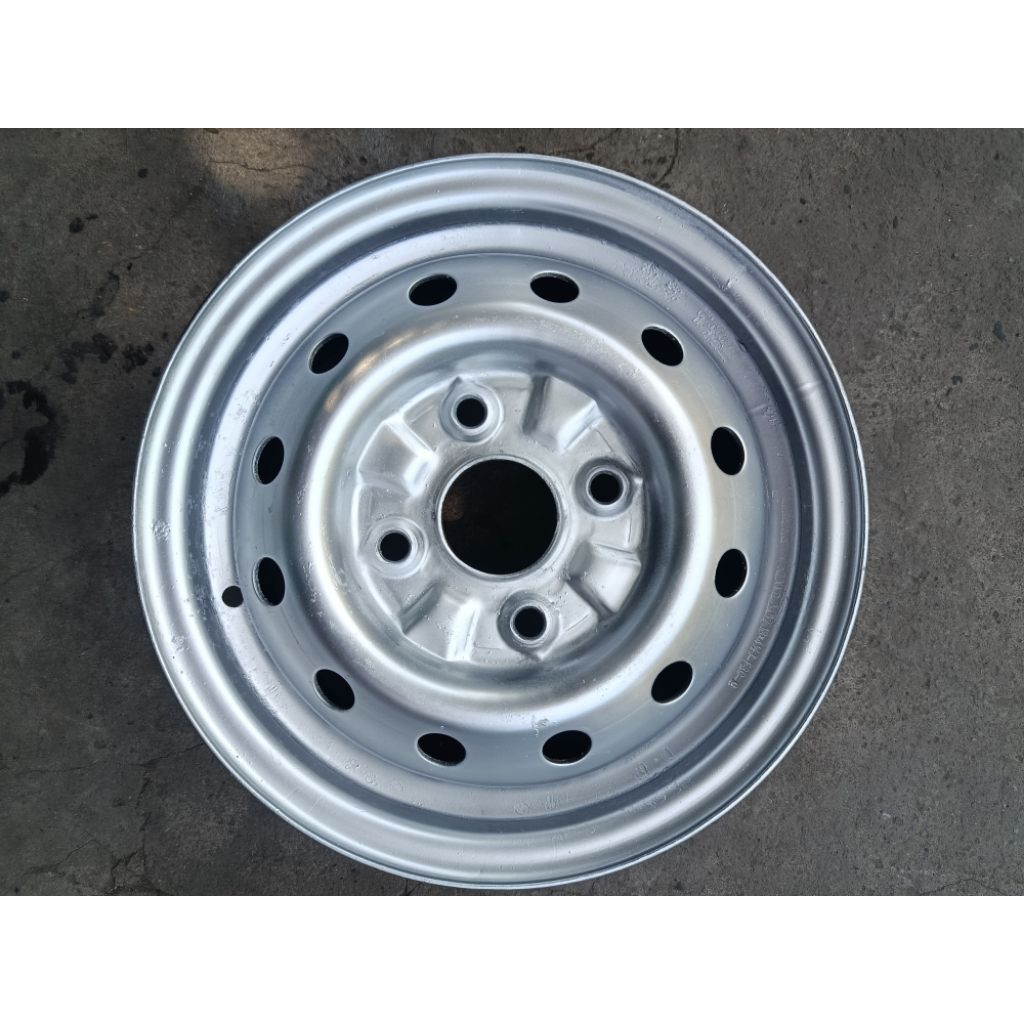 Velg Mobil Kaleng Carry R13 Pcd 4x114