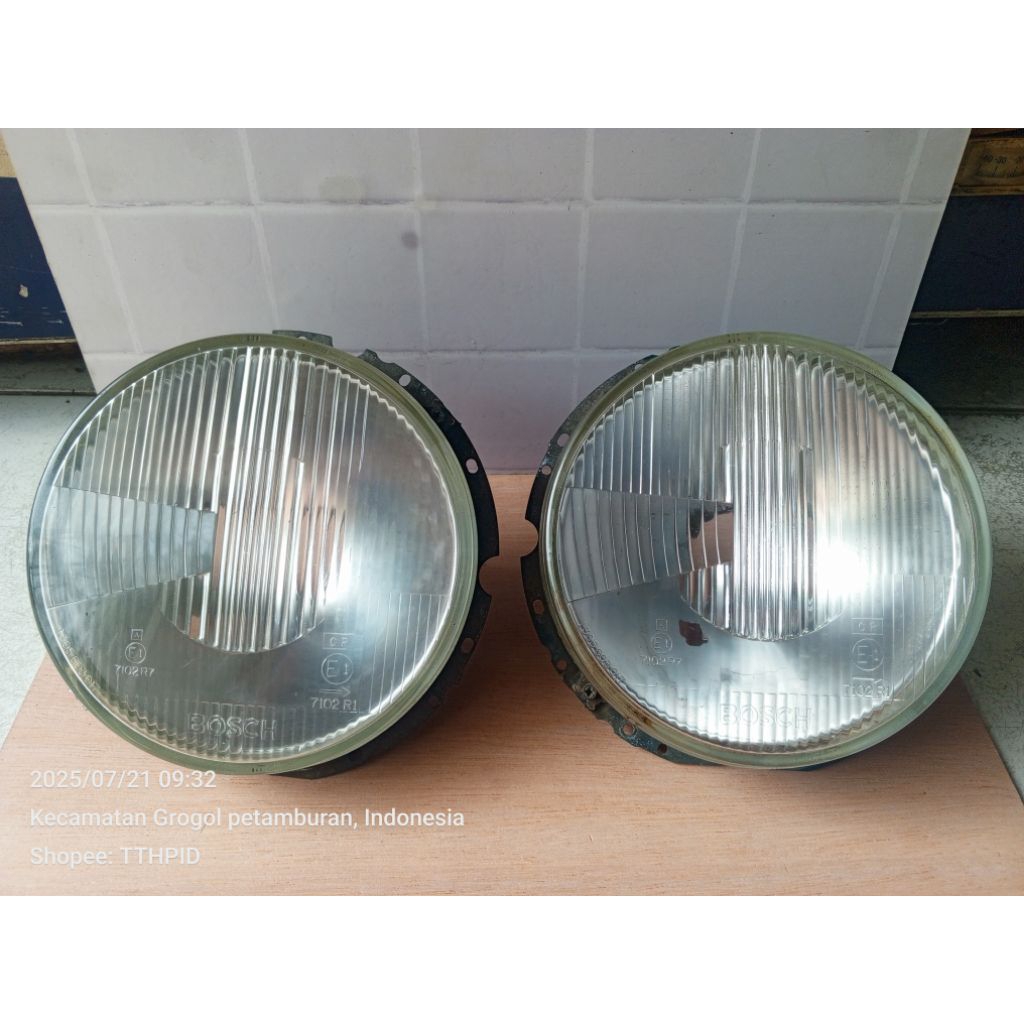 Sepasang Headlamp Lampu Depan Bulat VW Beetle Golf MK1 Original Bosch Second