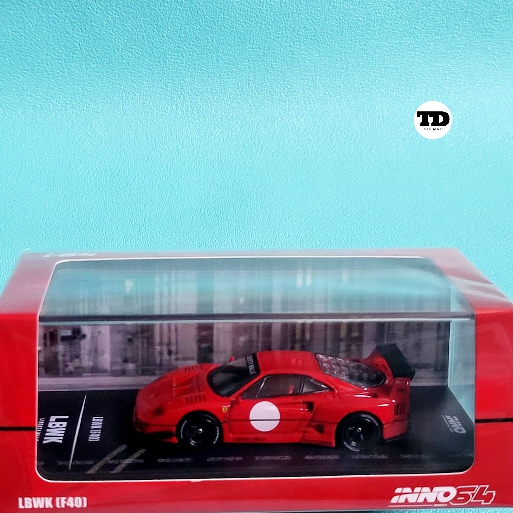 Diecast 1:64 INNO 64 LBWK F40