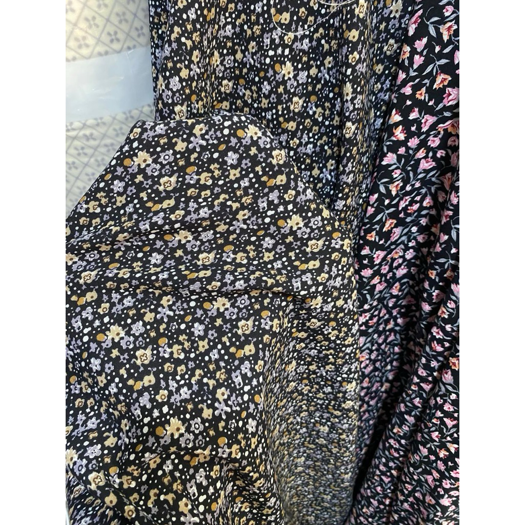 KATUN RAYON MOTIF BUNGA KECIL