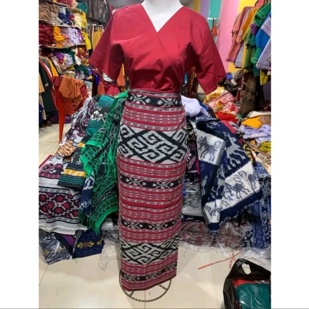 [Baju+Sarung+Tas Sepuk] - Setelan Wanita Adat Toraja Ntt Flores Tenun Asli Jepara