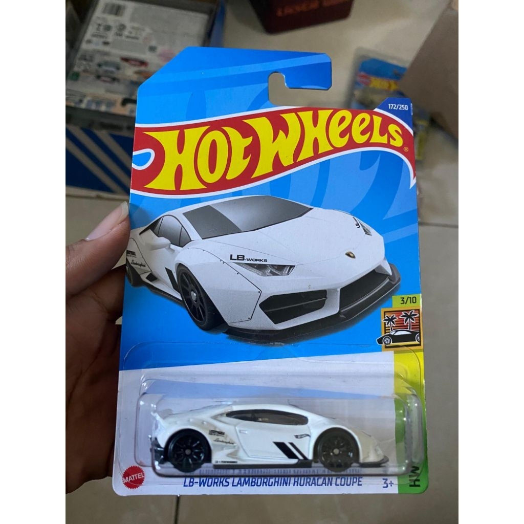 Hotwheels Lamborghini Huracan LB Works