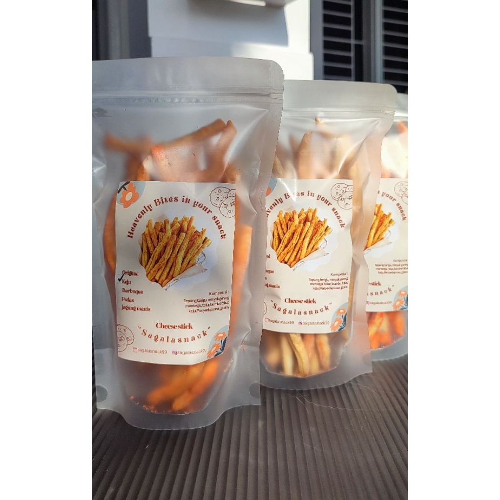 

Paket bundling isi 3 (1 toples, 2 pouch ) boleh request Rasa