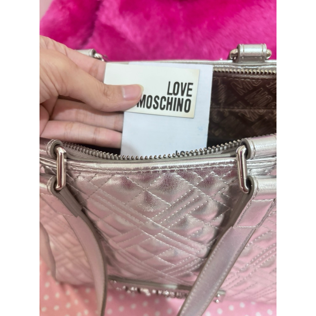 Tas Kerja Wanita Preloved Love moschino