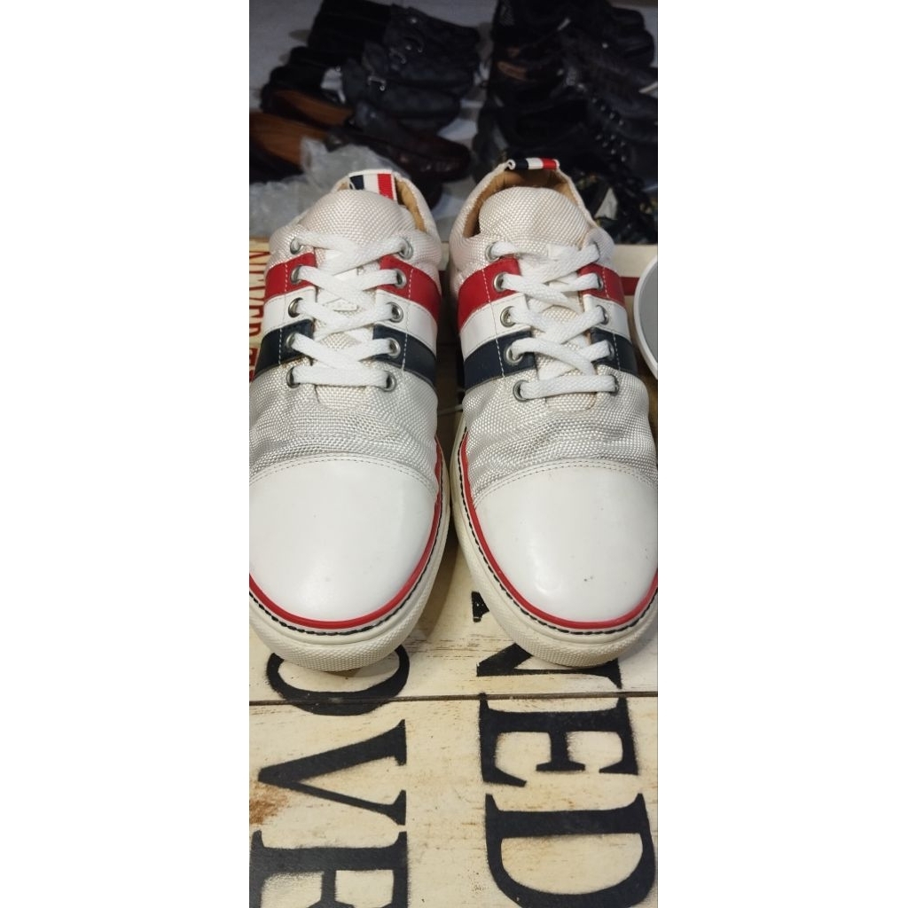 Thom brown sepatu Branded Original Second Rasa Baru