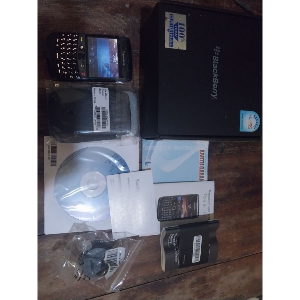 Blackbarry bold 9780 onyx 2 Bless