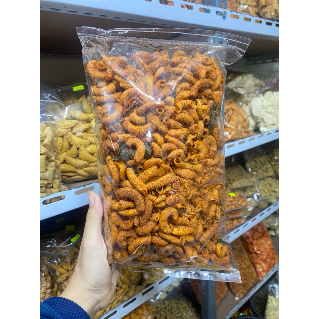 

Makaroni Pedas Daun Jeruk 500gr Renyah Tidak Keras Cikruh Cemilan Snack Samarinda Kalimantan Timur