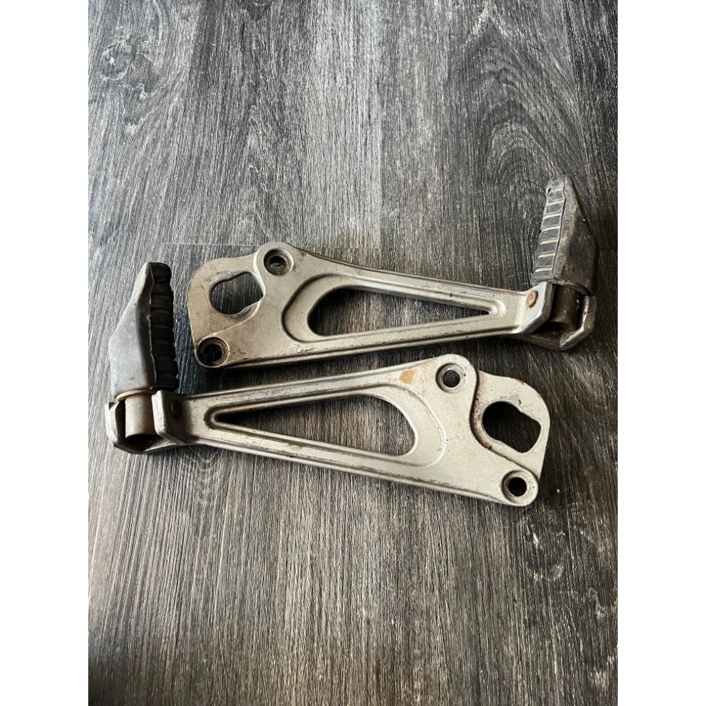 FOOTSTEP BELAKANG NINJA R SS