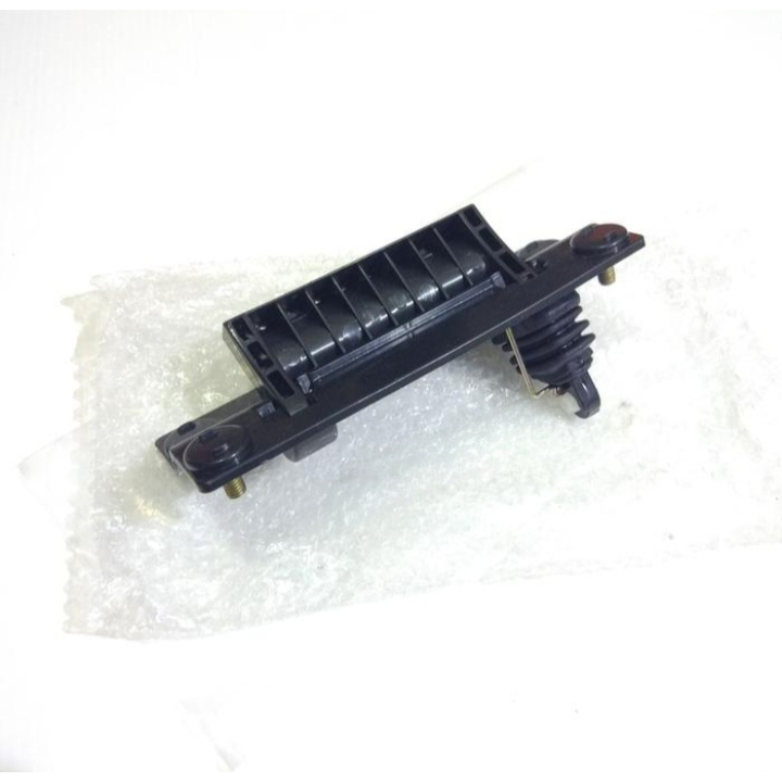 TJ - Handle pintu bagasi belakang suzuki aerio.