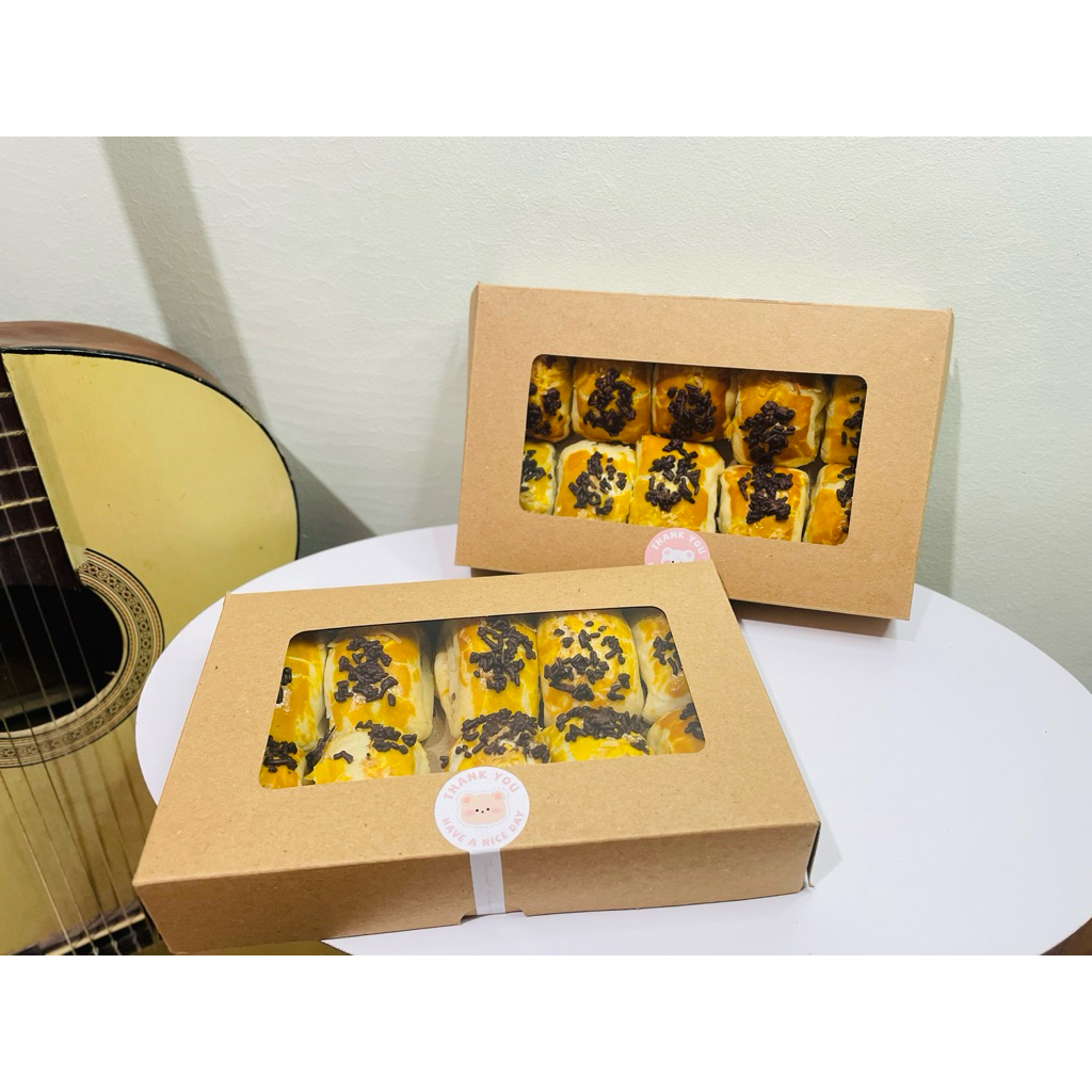 

Bolen pisang coklat keju 1 box isi 10pcs