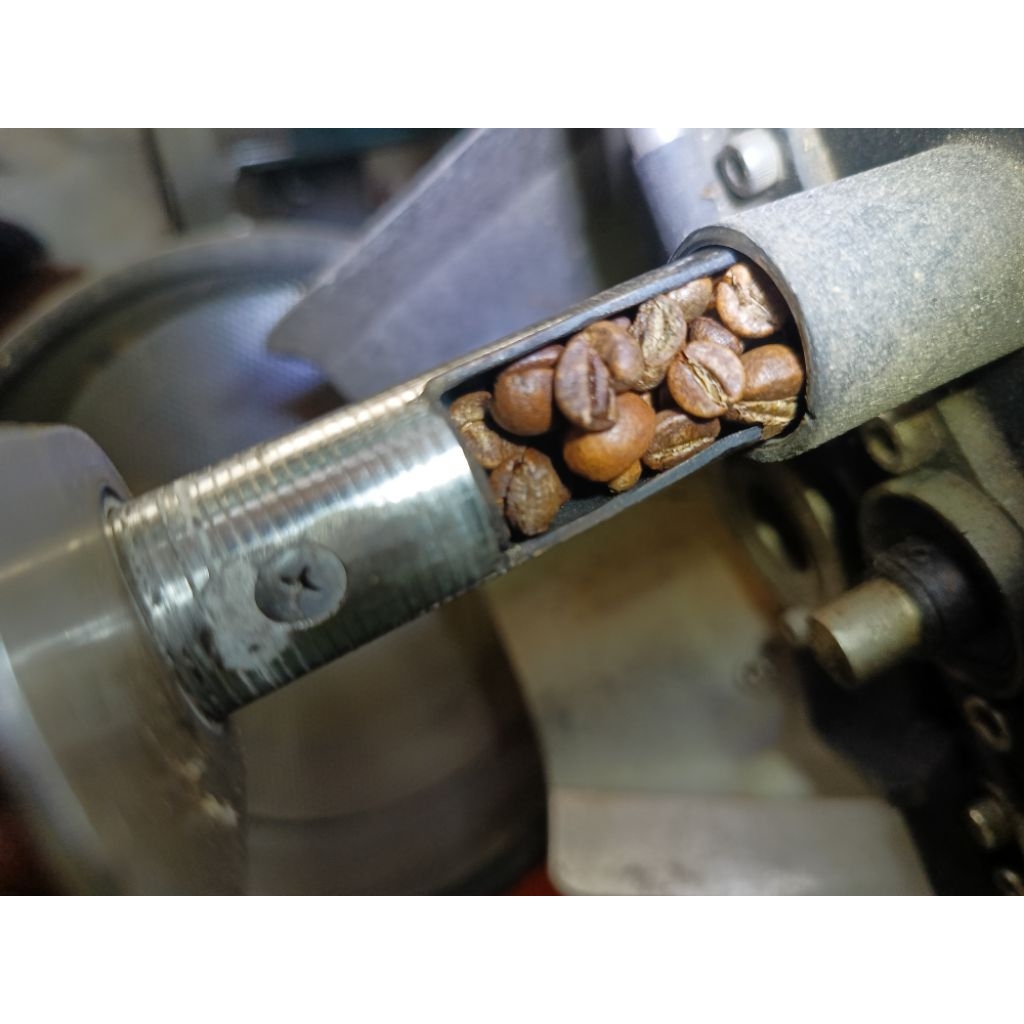 

Kopi Robusta Ijen Small Bean | 500 gram Fresh Roast Bean