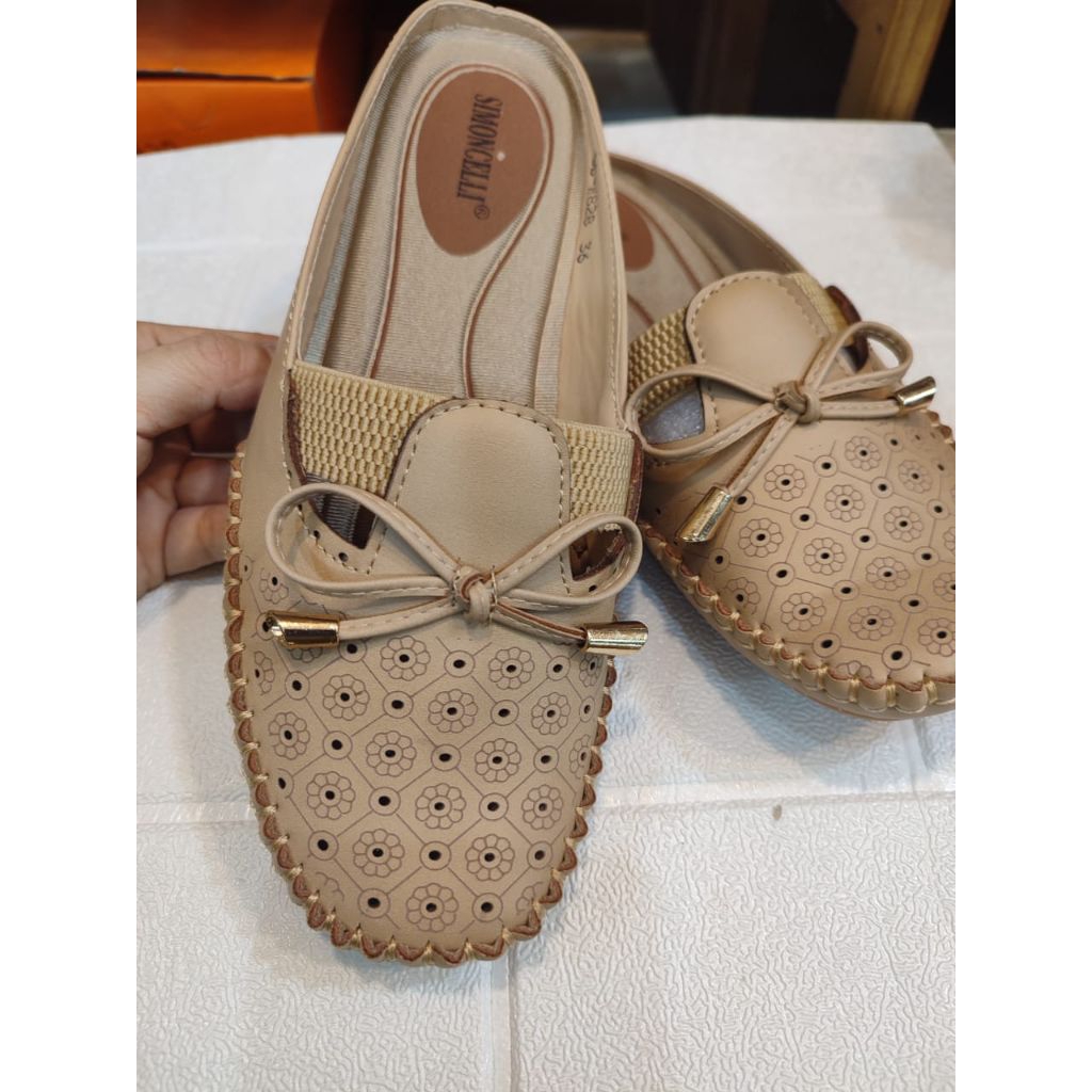 sandal tutup depan, Flip shoes