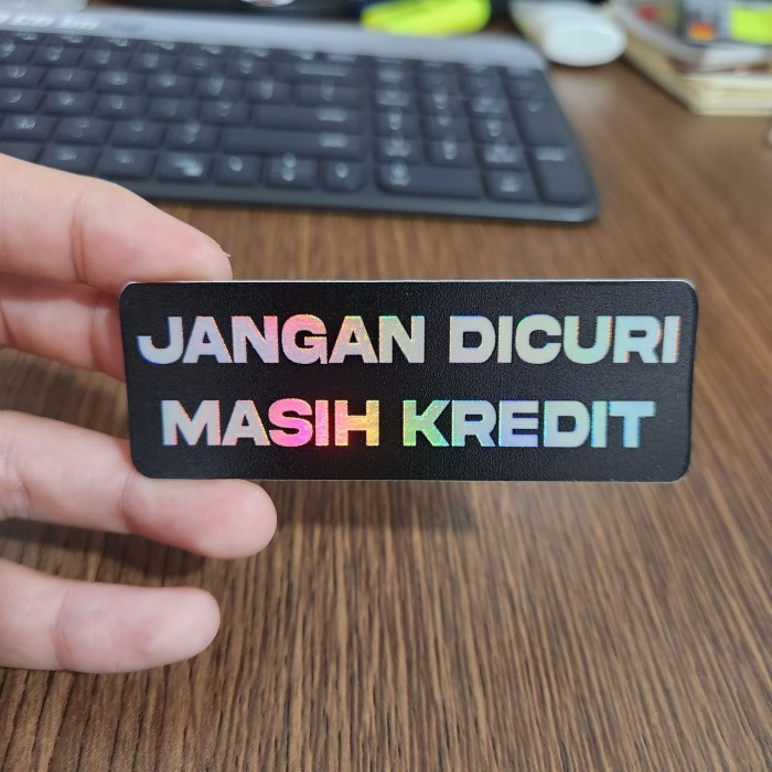 

Sticker Hologram Anime - PSH1870 - Masih Kredit