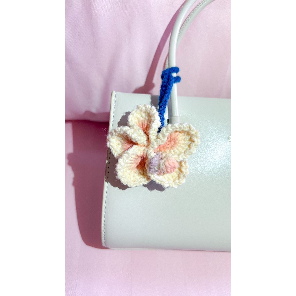(Mokryeonkniit) Bag Charm rajut Bunga Hibiskus
