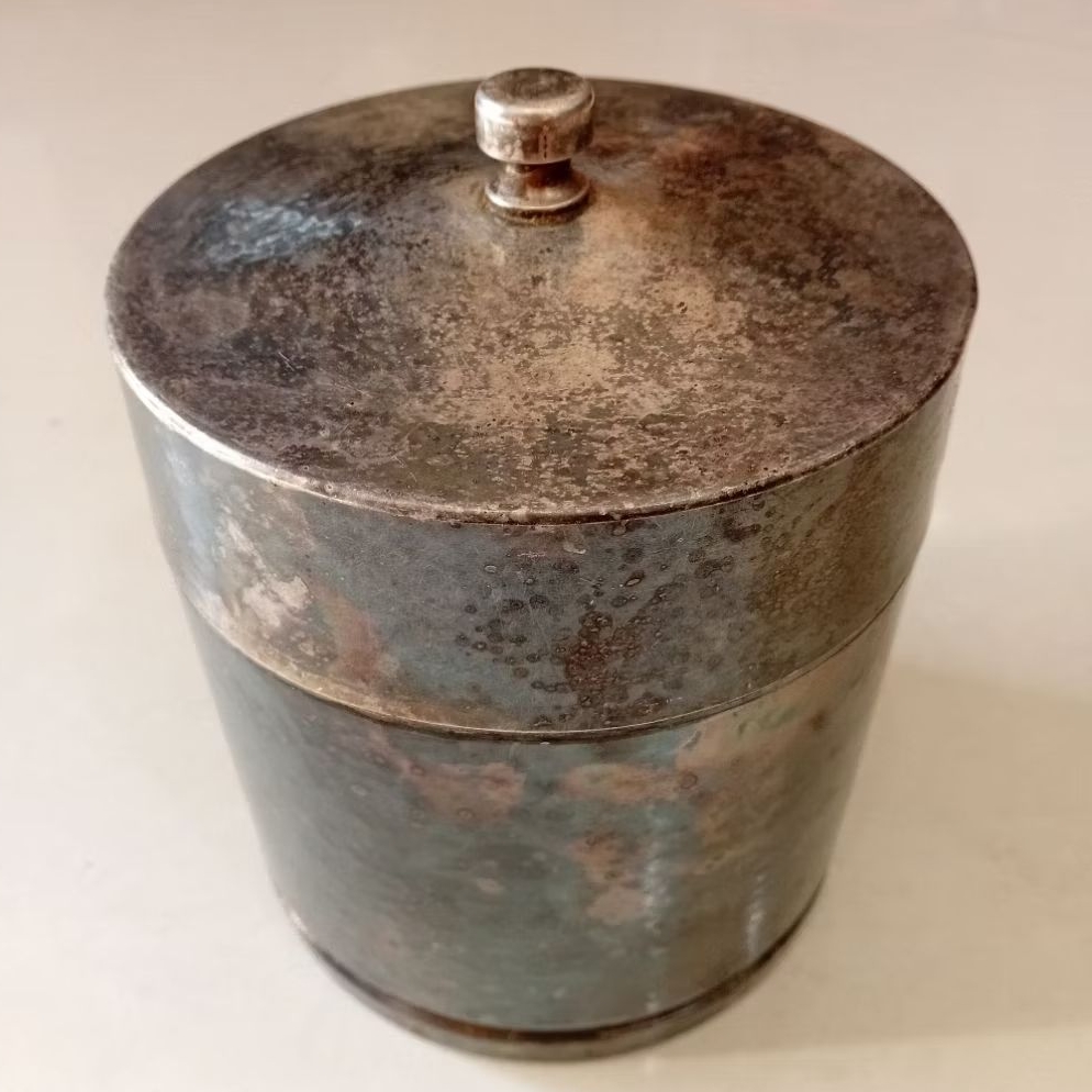 Tabung Lapis Perak ( Tempat Kinangan )