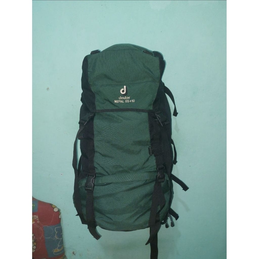 Carrier Deuter