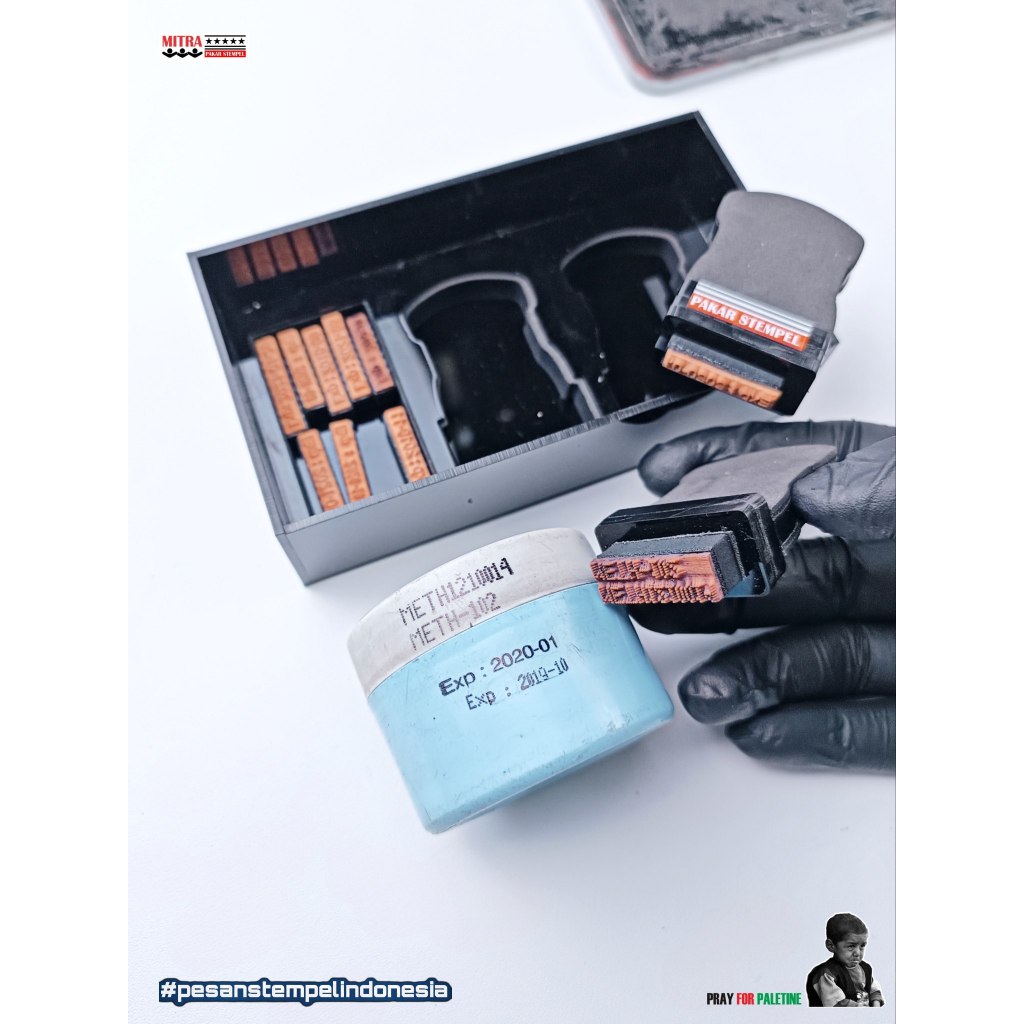 

STEMPEL KODE PRODUKSI KEMASAN POT KOSMETIK STEMPEL EXPIRED DATE STEMPEL BONGKAR PASANG