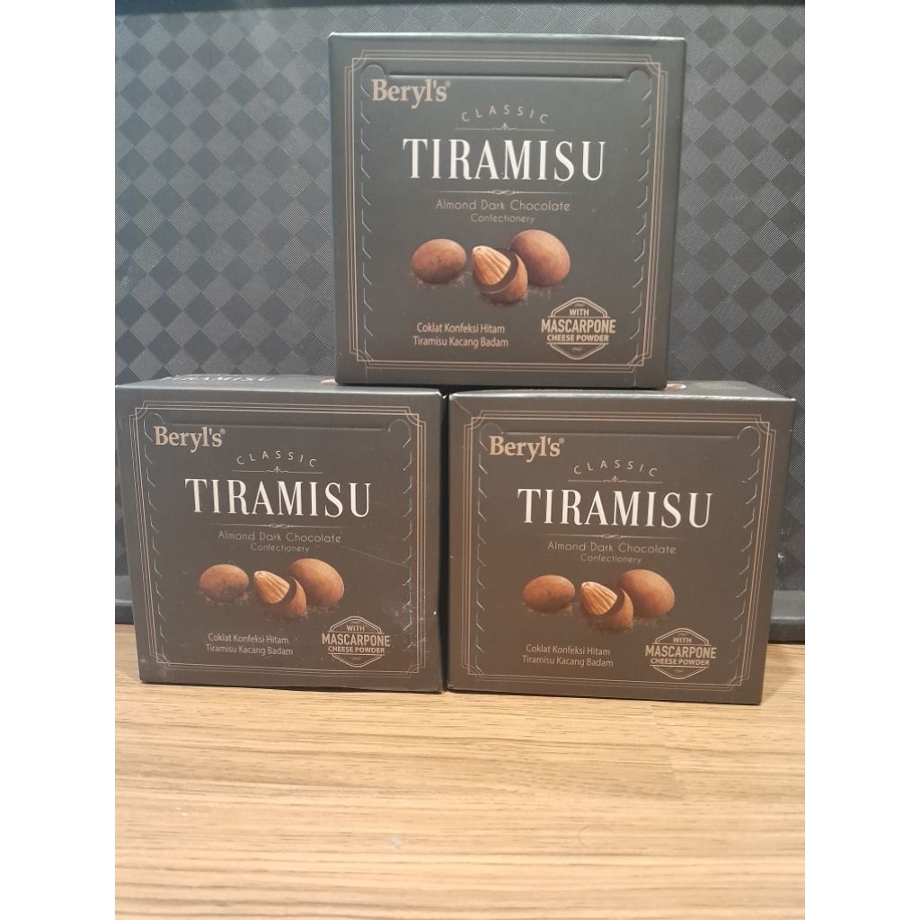 

Berly's Tiramisu box 65gr Almond Dark Chocolate Asli Malaysia