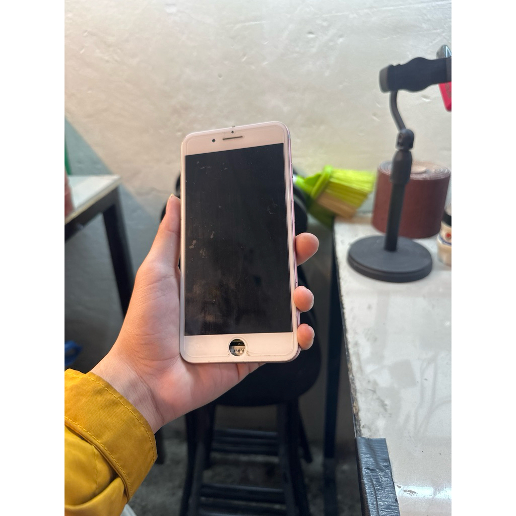 iphone 7+ mesin off
