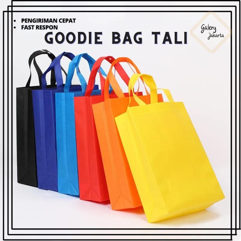 

GALERY Goodie Bag Tas belanja MUltifungsi Spunbond Model Tali Handle Kantong Kain