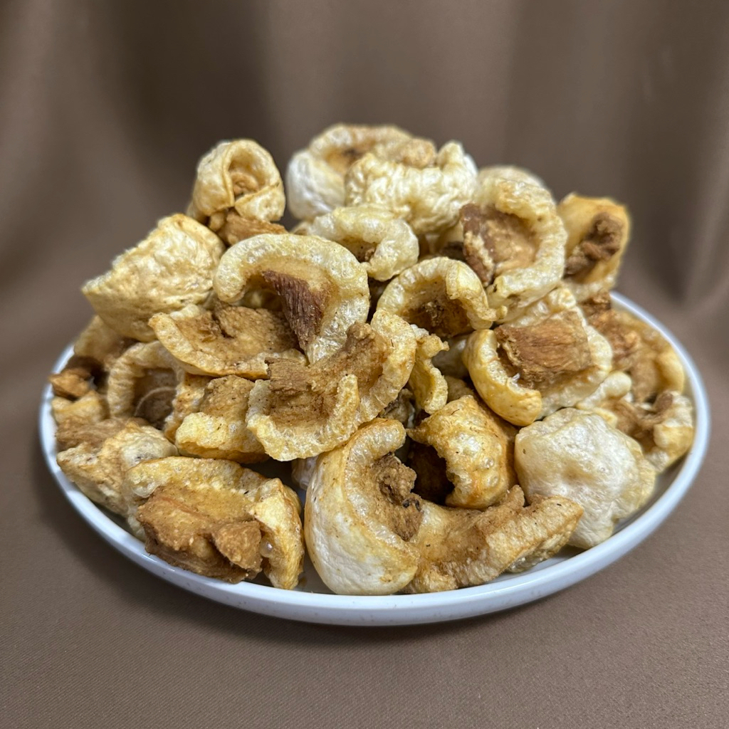 

Kerupuk Babi Samcan / Krupuk Babi Samcan Khas Bali Full Daging Tidak Keras Gurih