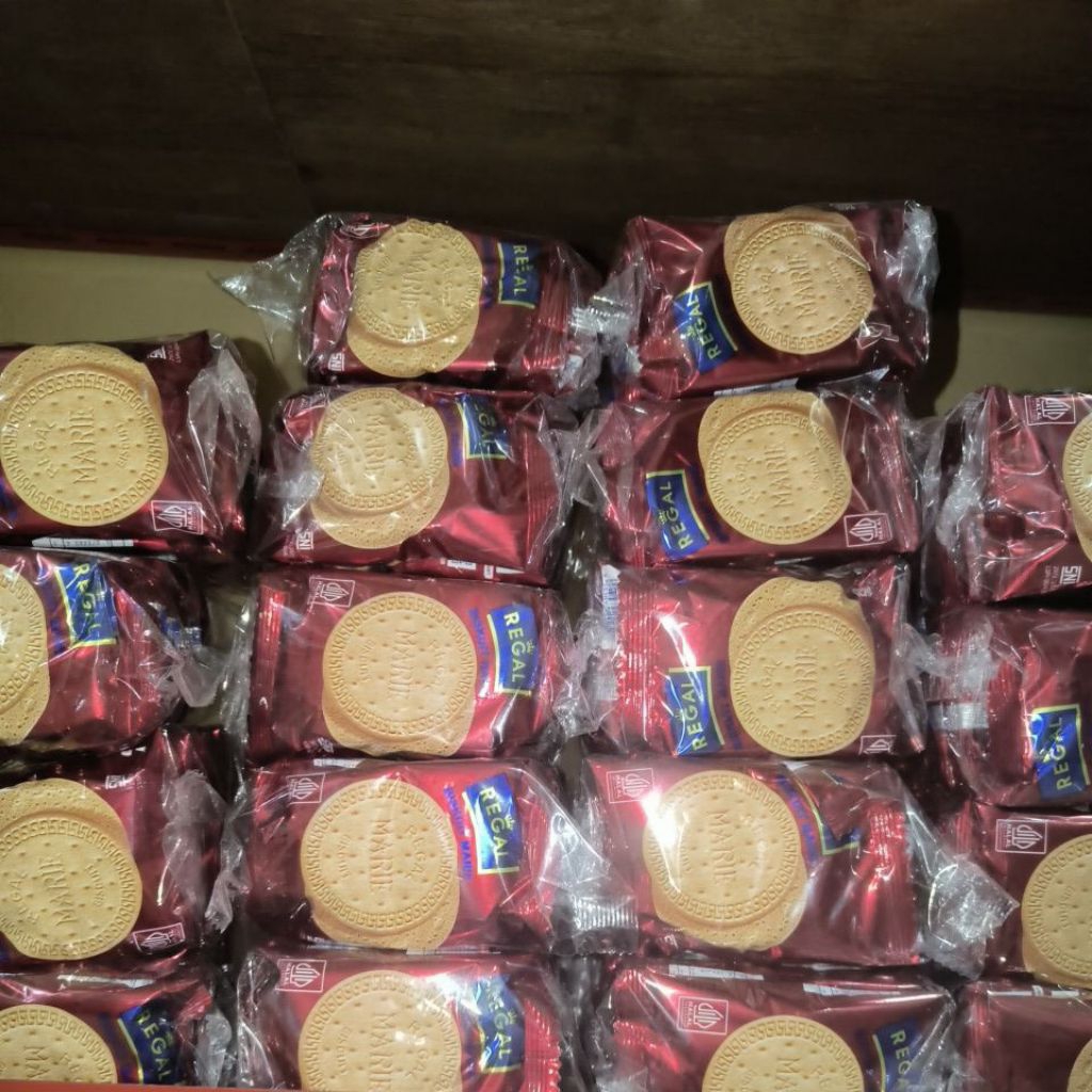 

marie Regal 1 renceng isi 10 PCS