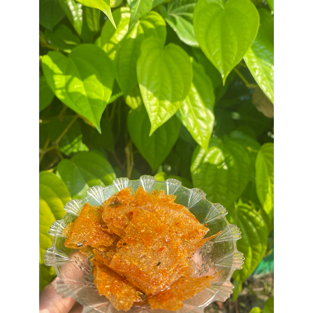 

keripik kaca pedas daun jeruk | dijamin nagih | 100 gram