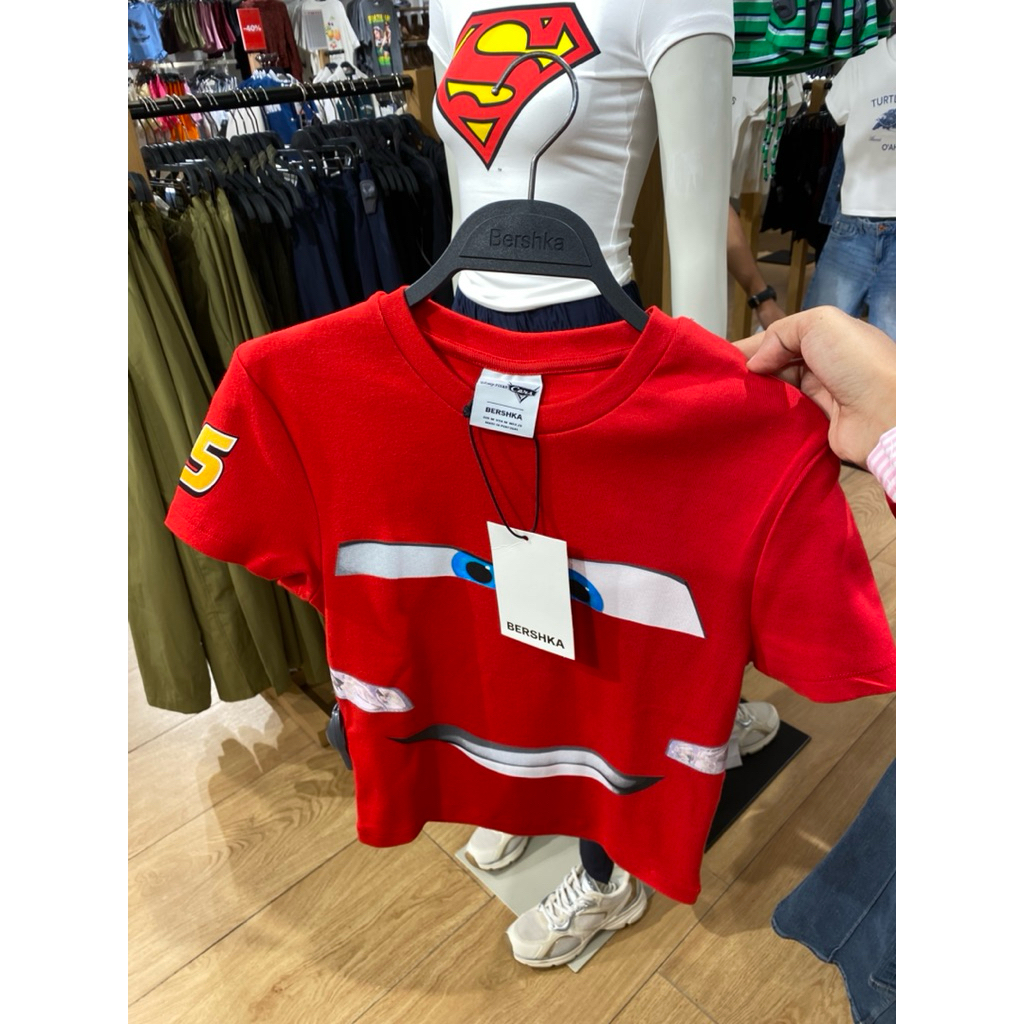 Baju Kaos Bershka Mcqueen Merah