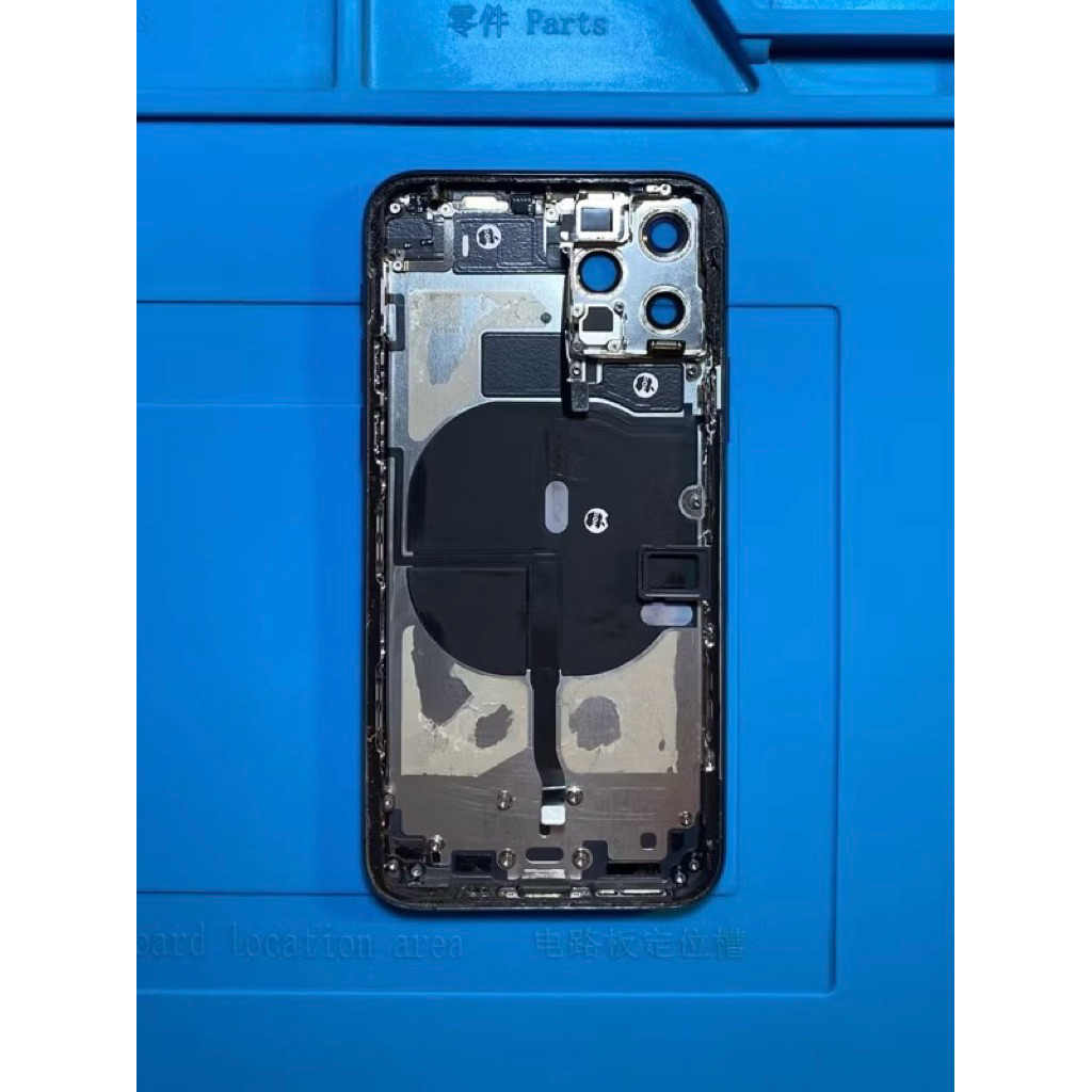 HOUSING IPHONE 11 PRO MAX ORIGINAL 100% HOUSING IPHONE 11 PRO MAX COPOTAN/CABUTAN UNIT 100% HOUSING 