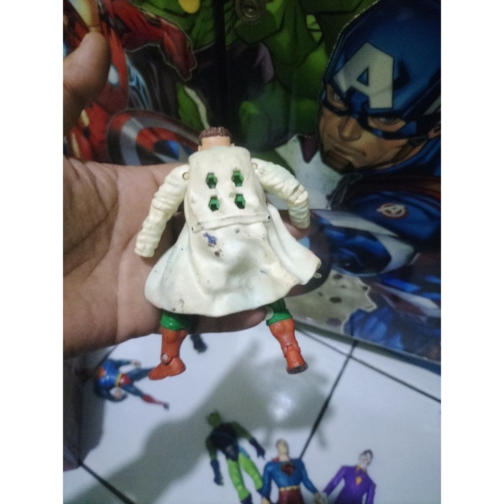 action figure doctor octopus