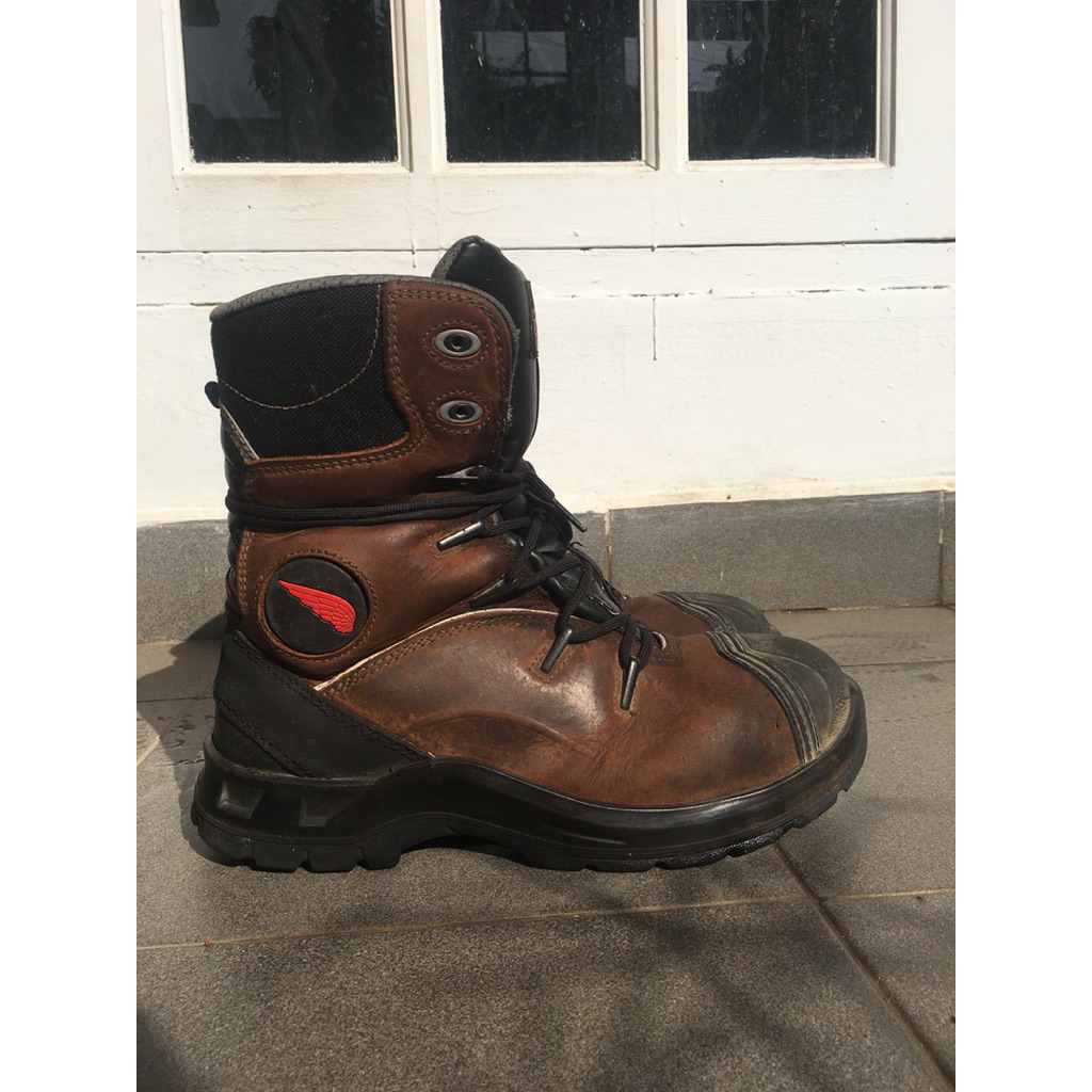 sepatu boots safety redwing