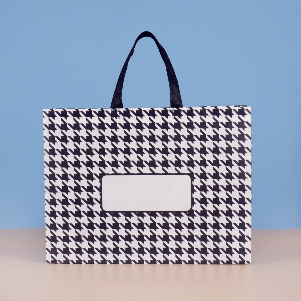 

【Ready Stok Kirim Cepat】Tas Spunbond/ Tas Souvenir/Tas Belanja/Tas Koper/Bingkisan Hadiah/Hampers/Goodie bag/ Utk Nikahan Acara Sekolah Ulang Tahun/Warna-warni/Berkualitas/Premium/Grosir/Murah/Bisa Sablon Nama/logo