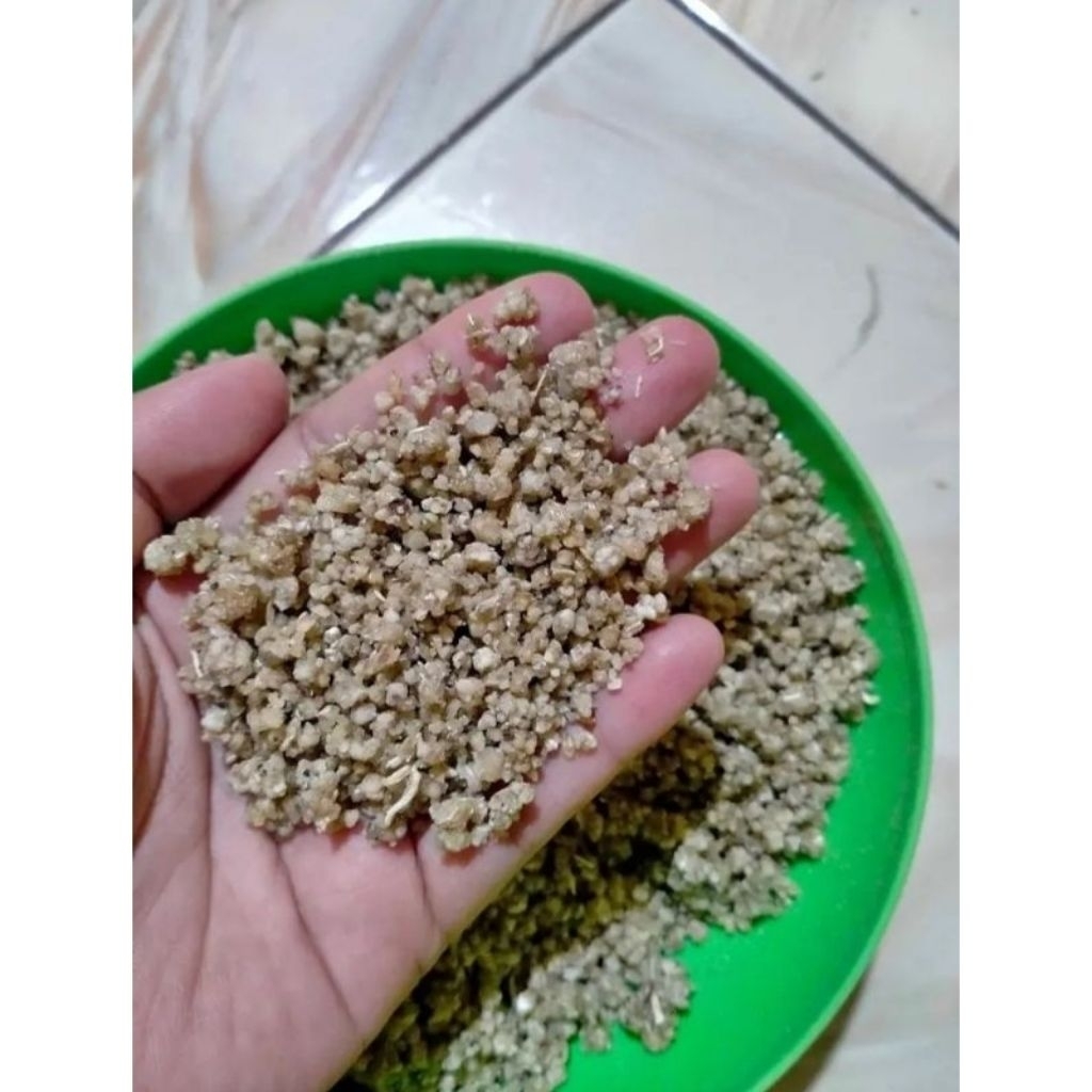 

tiwul coklat khas trenggalek