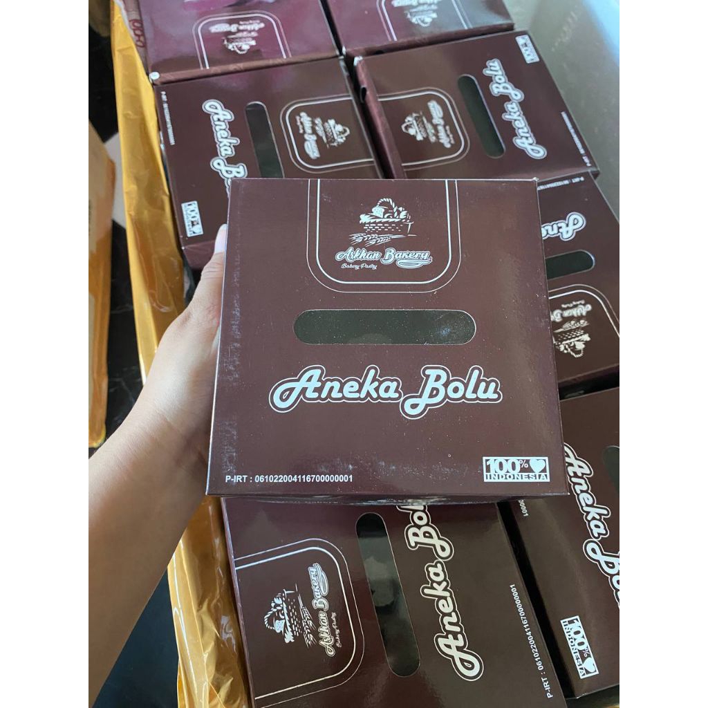 

Bolu Ketan Hitam Melt