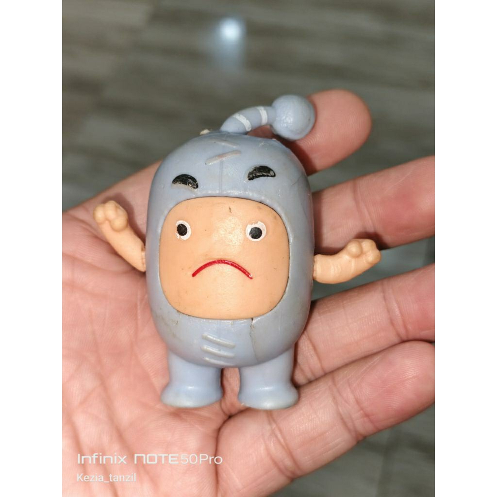 Jualan action figure figur oddbods odbod odbods abu gray grey