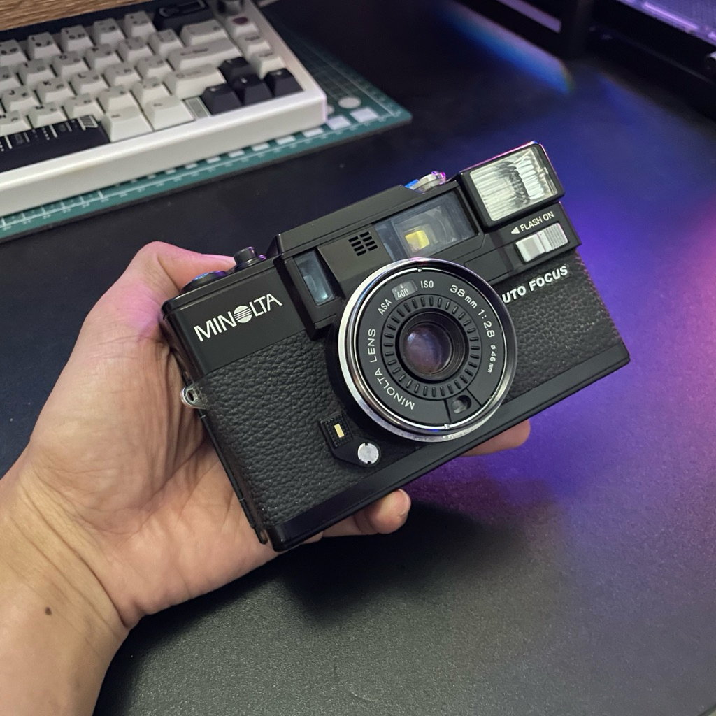 Kamera Analog Minolta Hi Matic AF-D