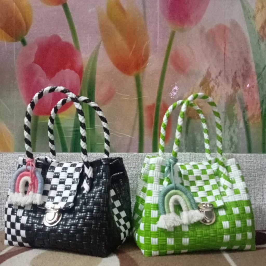 Tas Jinjing Anyam "S" plastik