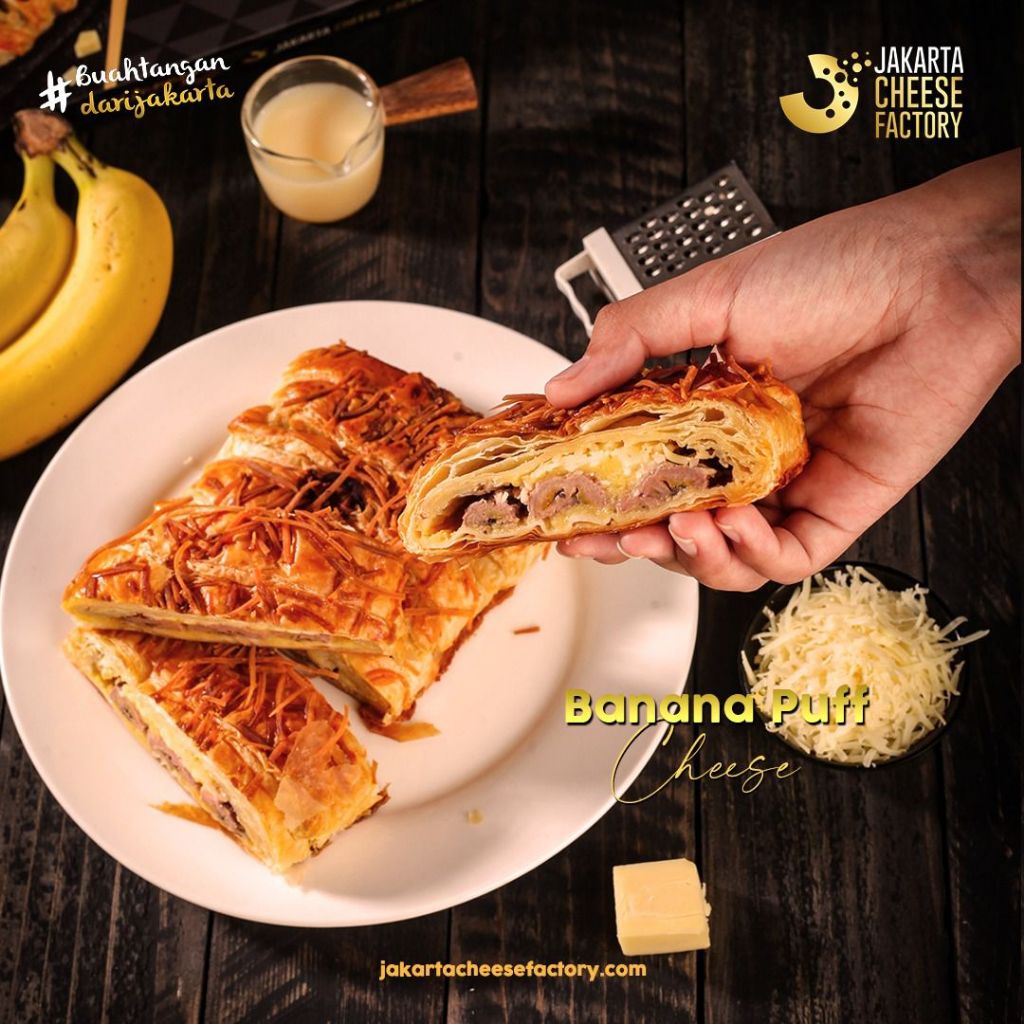 BANANA PUFF Jakarta Cheese Factory