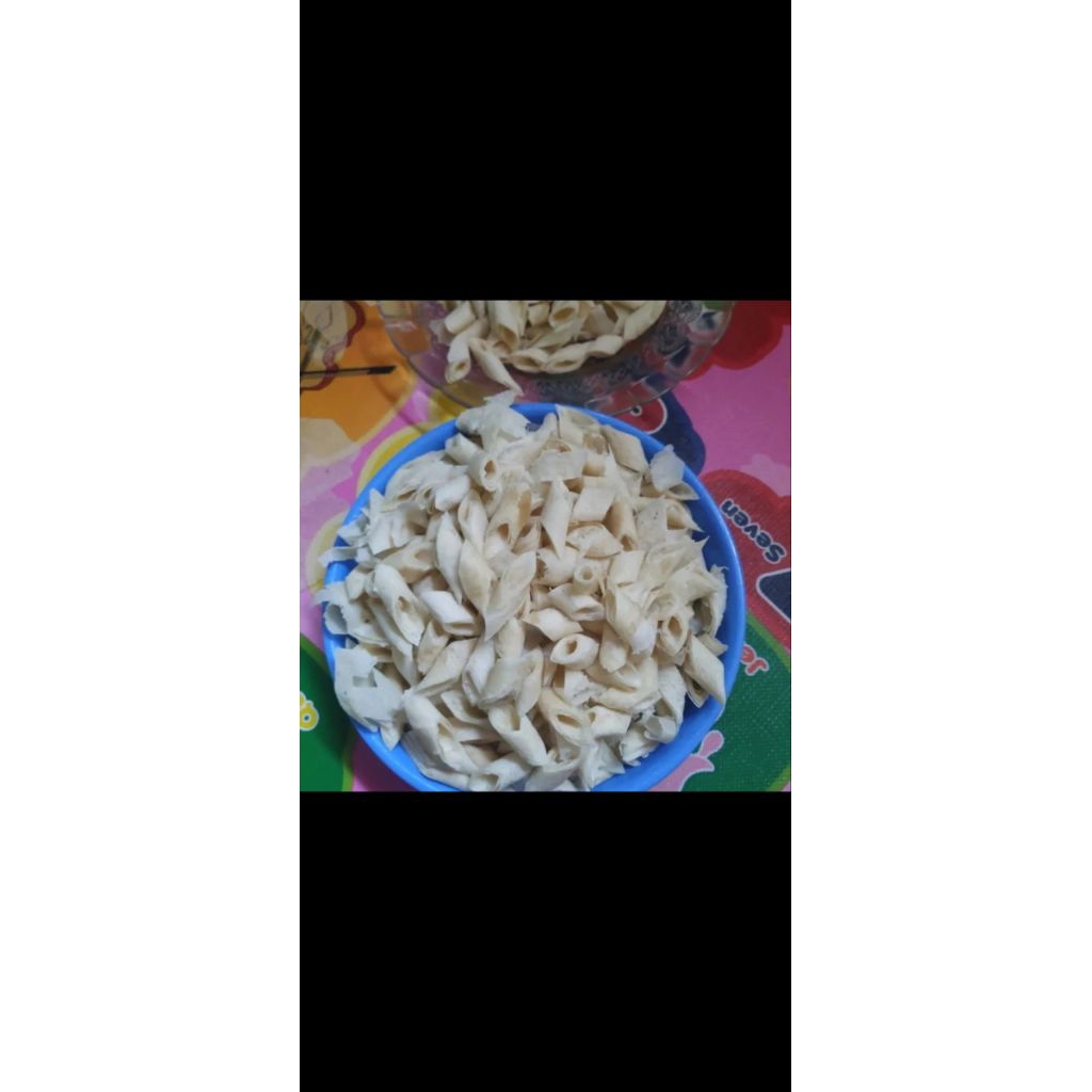 kripik lumpia mentah maupun udah di goreng aneka rasa