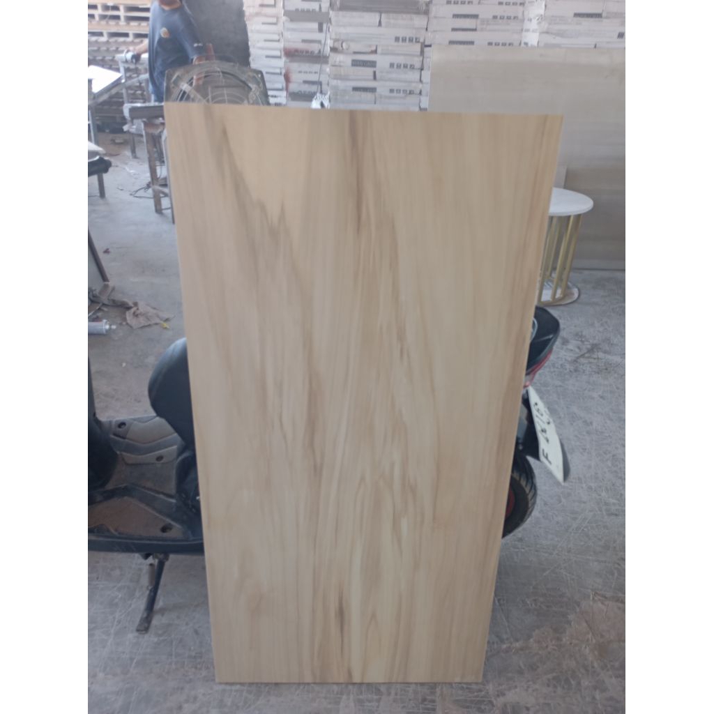 granit motif kayu 60x120 matt