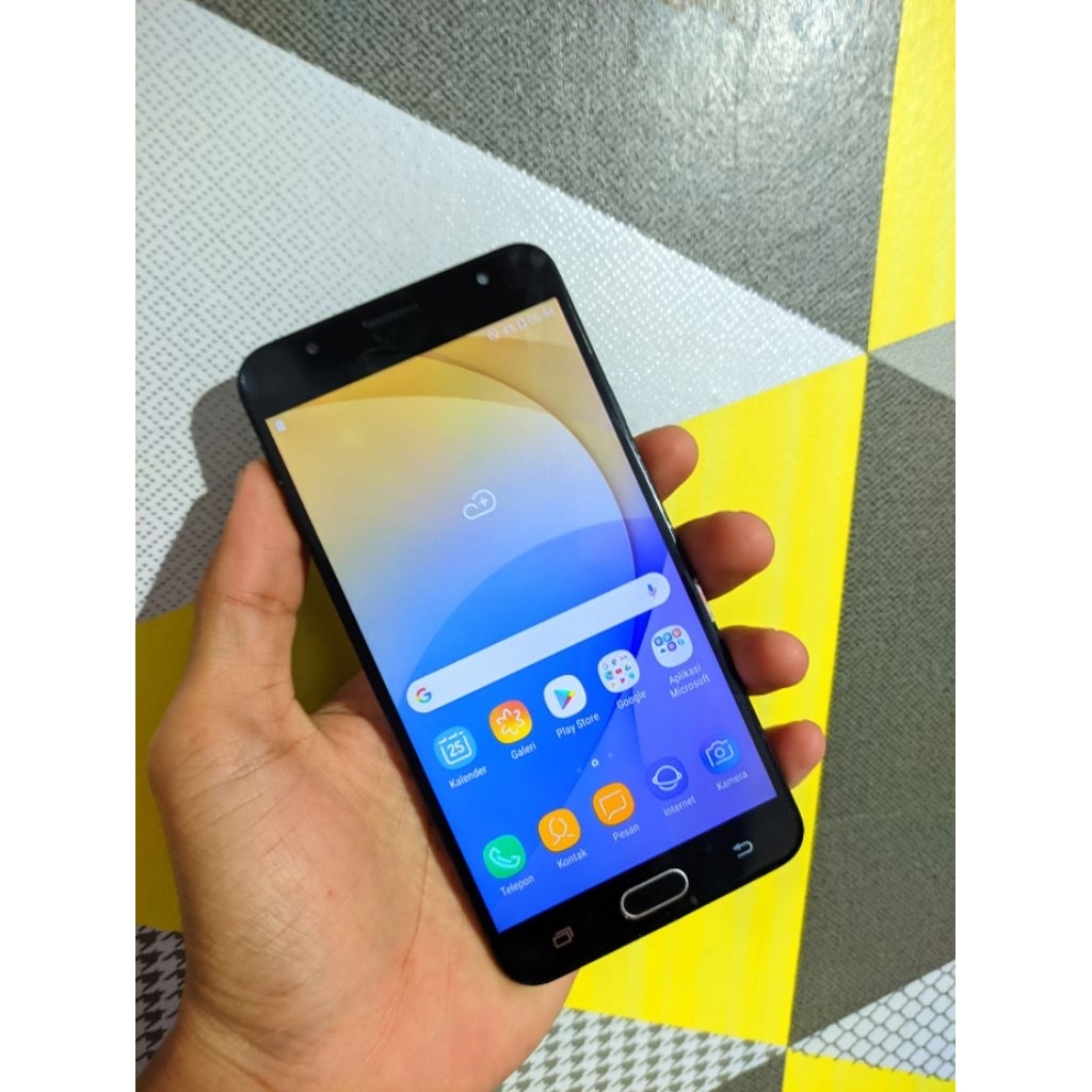 SAMSUNG J7 PRIME RAM 3GB/32GB SECOND RESMI BERGARANSI DAN BISA RETUR YA