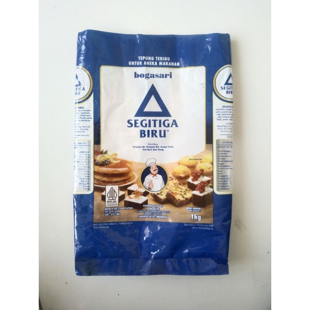 

BUNGKUS BEKAS TERIGU SEGITIGA BIRU 1 KG PREMIUM • UNTUK KERAJINAN