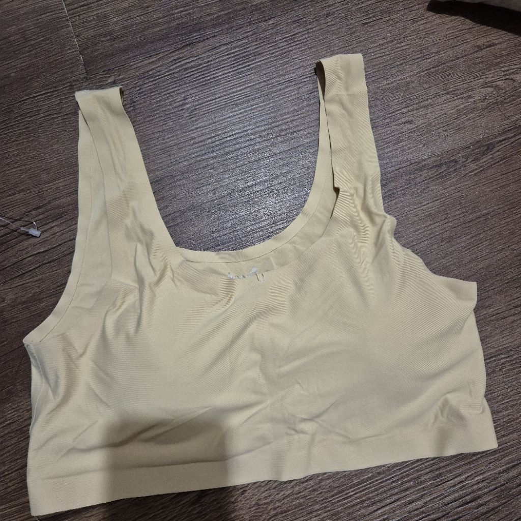 Bra non wired tanpa kawat sister hood mirip uniqlo seamless
