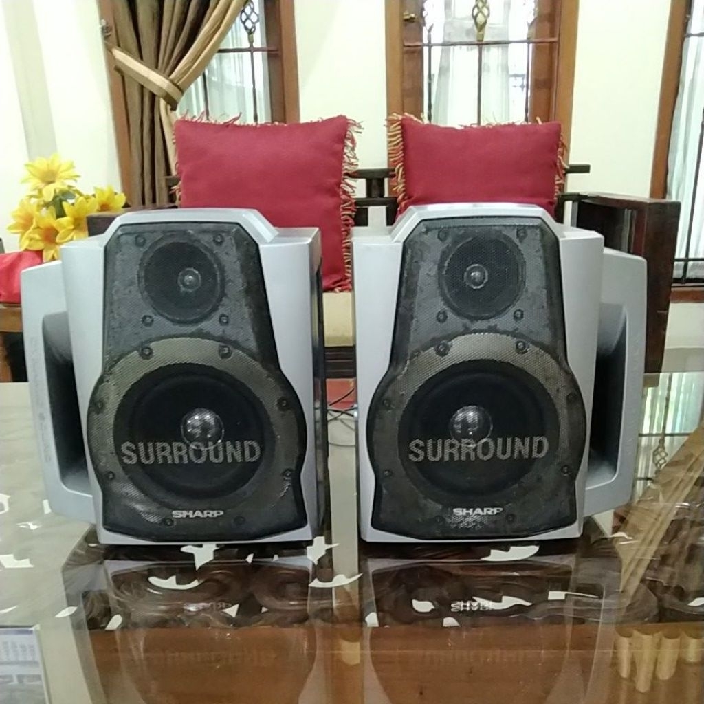 Sharp Speaker pasif surround 5 inchi, eks Sharp Compo GX- VCD1300, kondisi bagus, kokoh tidak ada pe