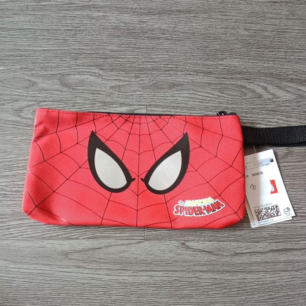 

Tempat Pensil H&M Red