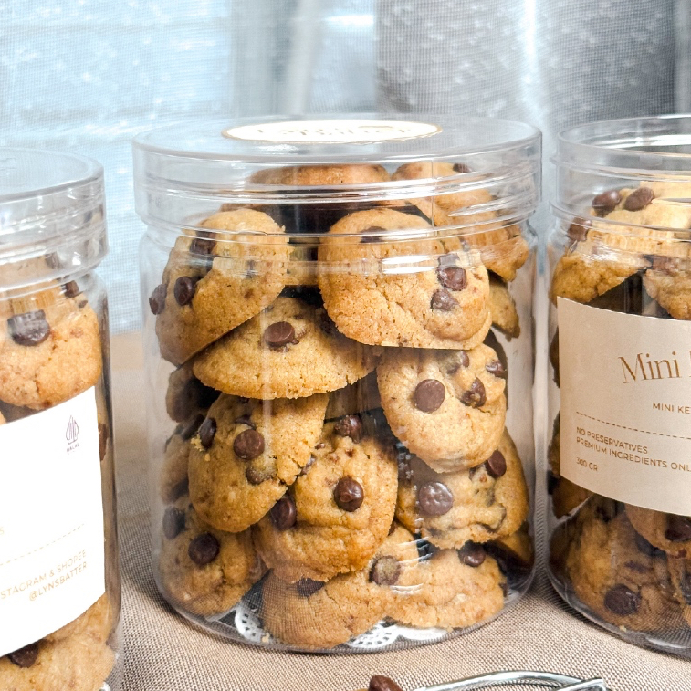 

Mini Chocolate Chip Cookies By Lynsbatter