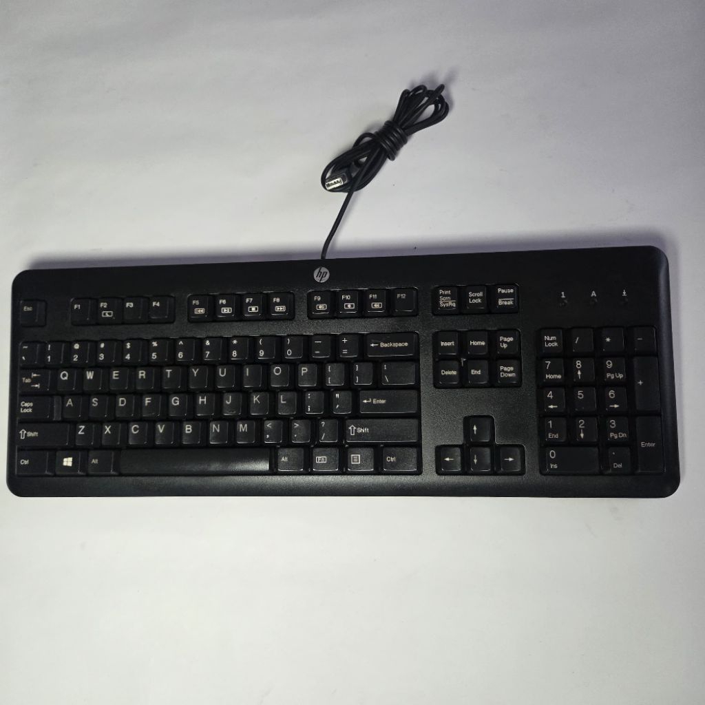 Keyboard hp  kabel USB hitam