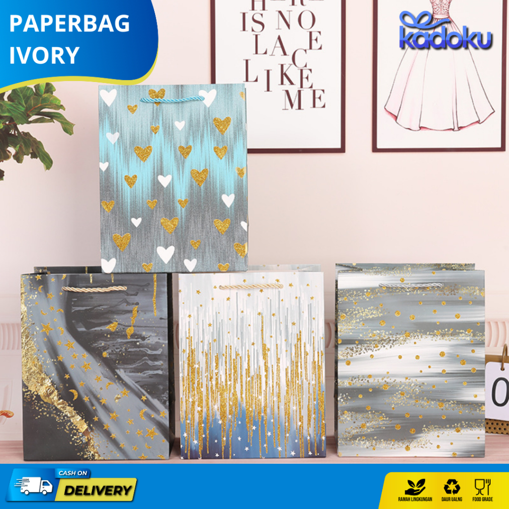 

Paper Bag Ivory Galaxy/ Tas Kado Ultah Tebal Motif/ Goodiebag Ultah / Paper Bag Motif Galaxy Random