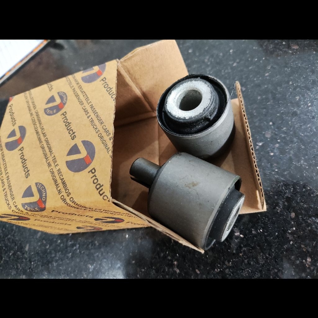 Bushing Control Arm Bushing Stang Arm Mercedes Benz Mercy W124 W202 W210